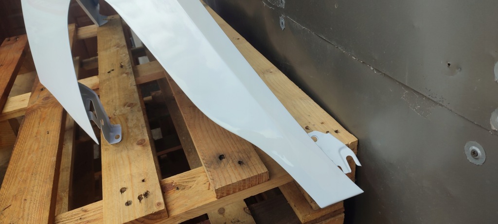 Крыло  правый  стальной tesla model 3 3 07.17-12.23r дорестайлинг  лак ppsw Недорого