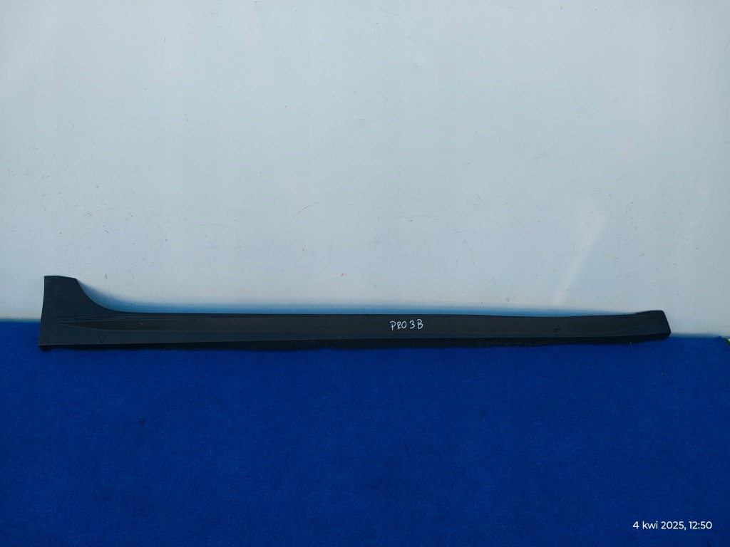 фото №1, Audi a4 b9 8w allroad права молдинг поріг поріг накладка 8w9853856e pro3b