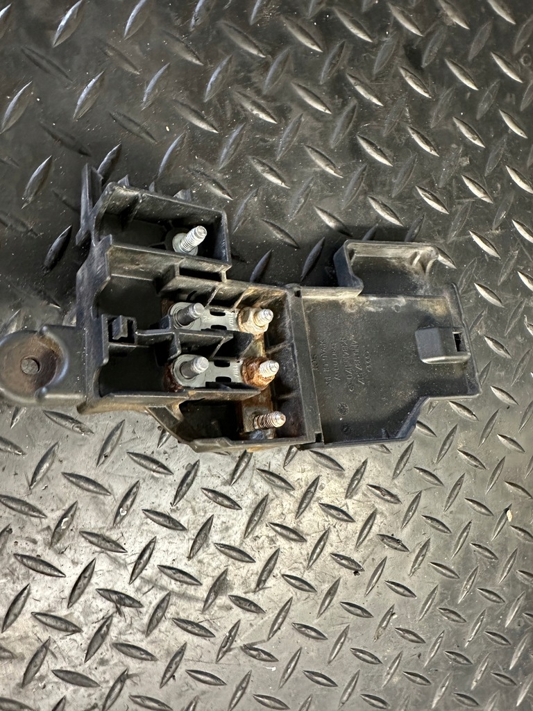 фото №5, Распределитель электрический audi a8 d4 4.2 tdi cds eu 4h0937517