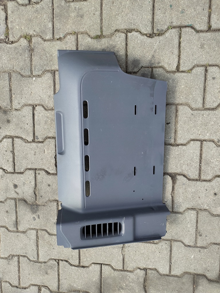 фото №1, Scania r корпус защита бардачка правого 1893038