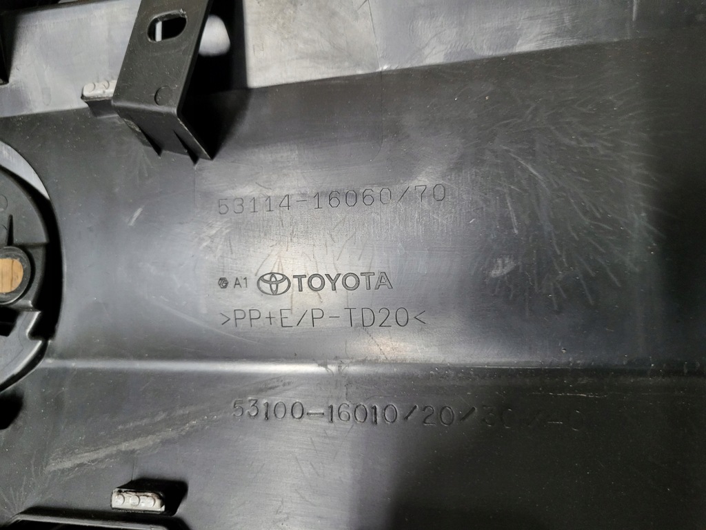 фото №10, Toyota corolla cross решётка радиатора решётка радиатора передняя перед