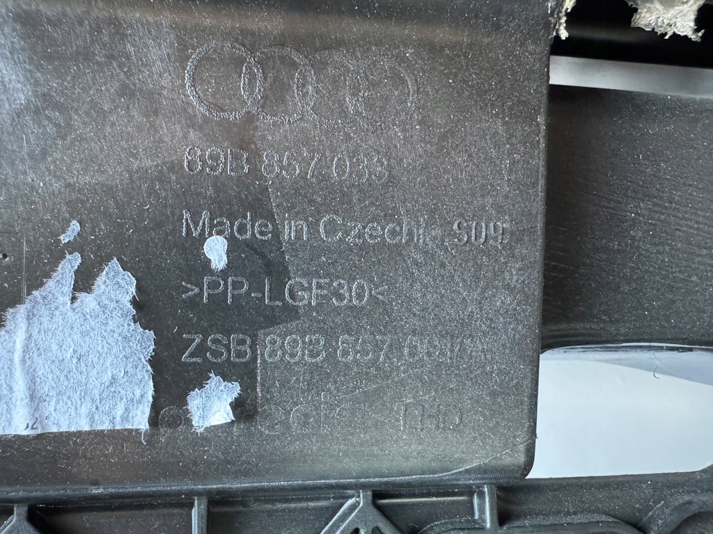 фото №6, Панель приладів оригінальна консоль audi q4 etron e-tron 89b 89b857033