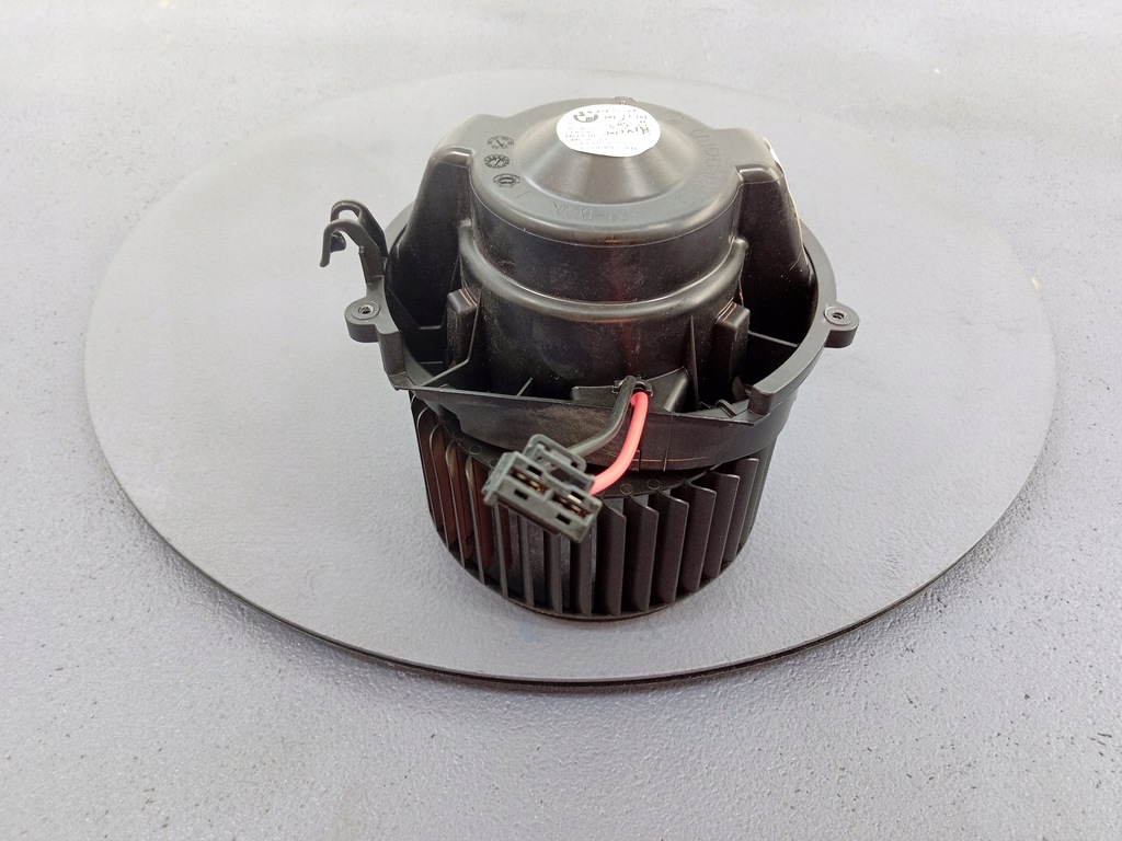 фото №6, Bmw 1 f40 f44 f48 повітродувка повітря 9297752