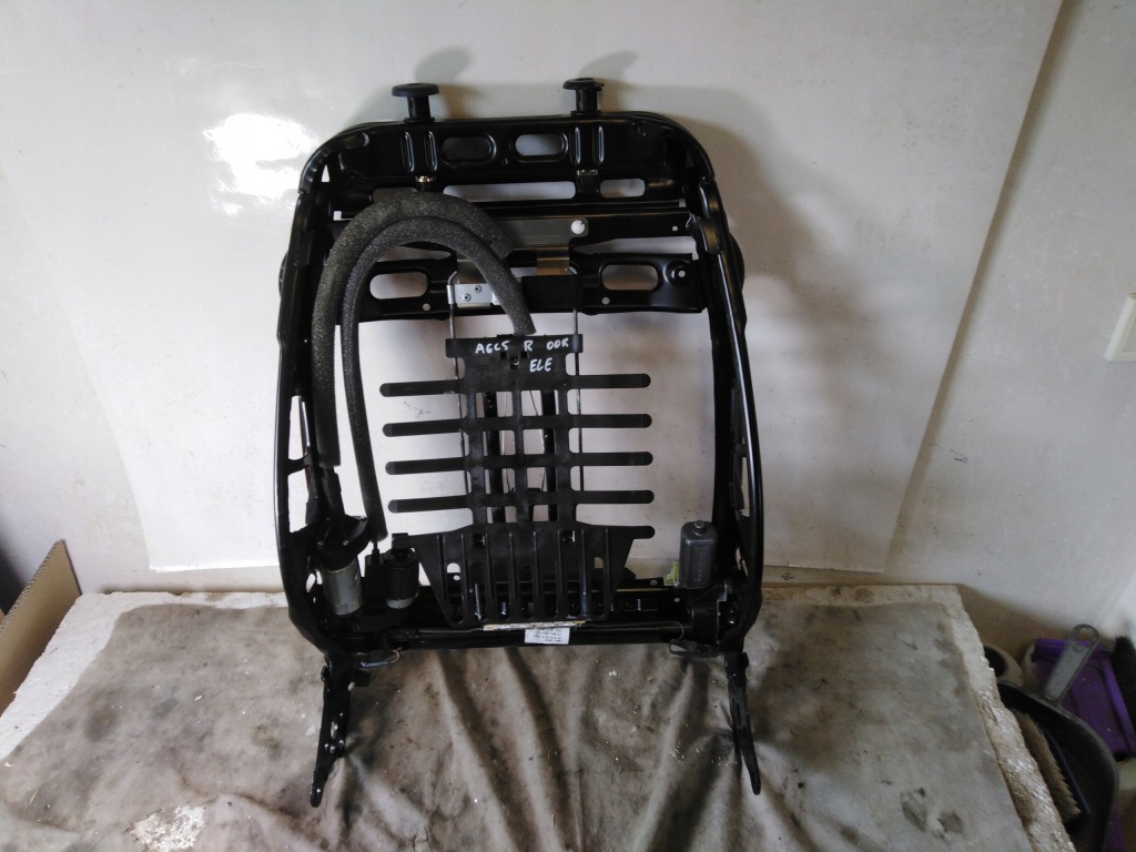 фото №1, Audi a6 c5 каркас спинка сиденье правого электрический 00r eu