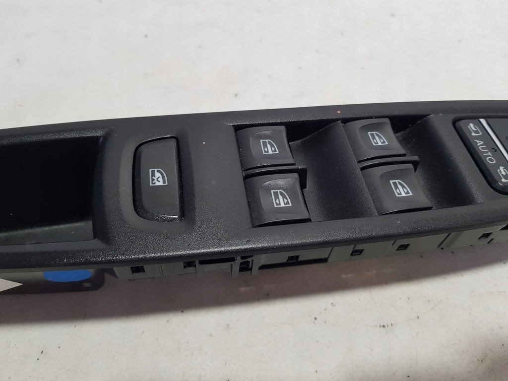 фото №3, Панель окон зеркал renault zoe ii