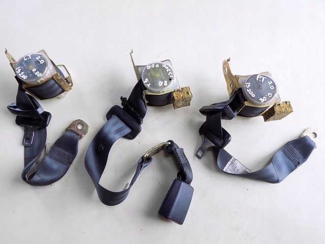 фото №1, Ремни задняя безопасности x3 lexus is 200 i 00r