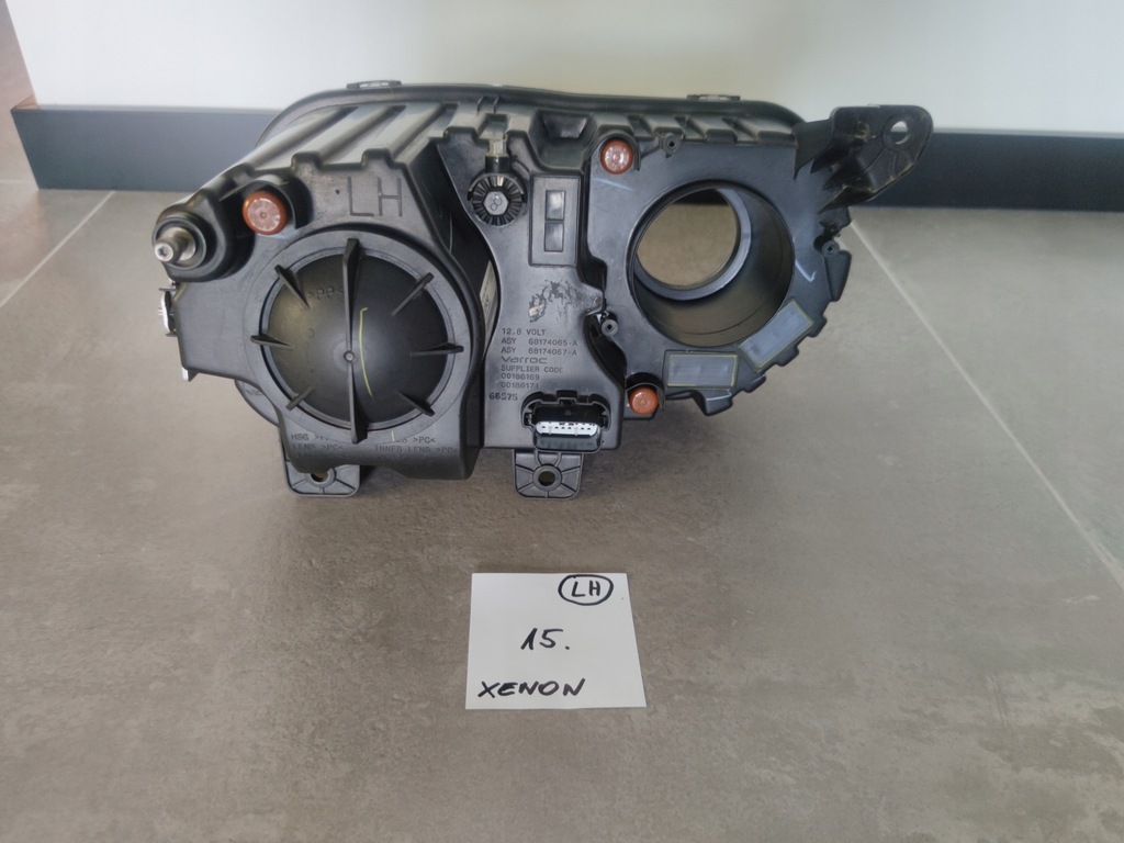 фото №9, Dodge challenger лампа ксенон левый 2015+ idealny