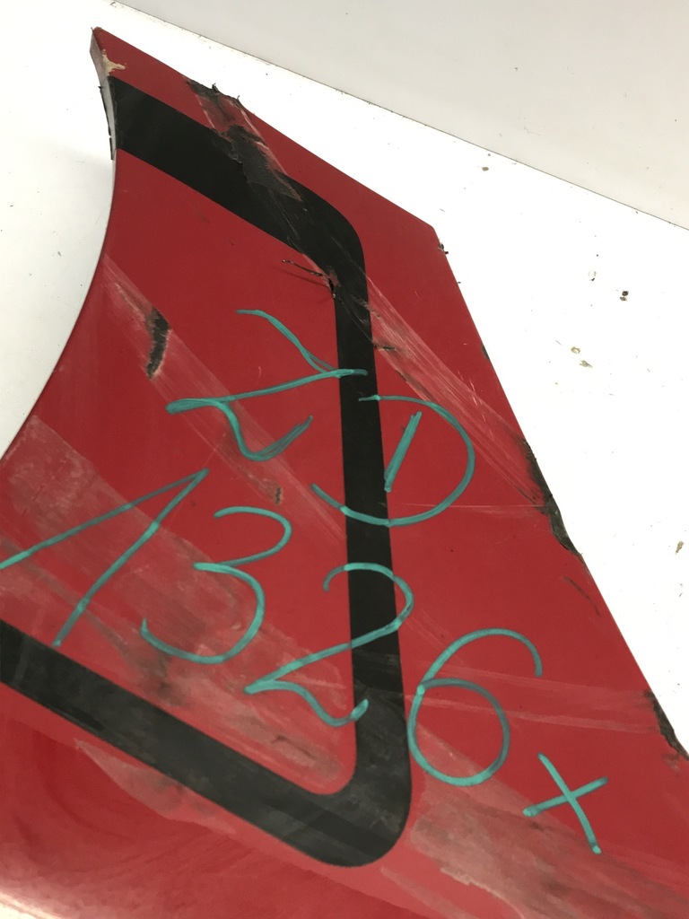 фото №14, Toyota supra gr mk5 молдинг порог правая 8811322 965639