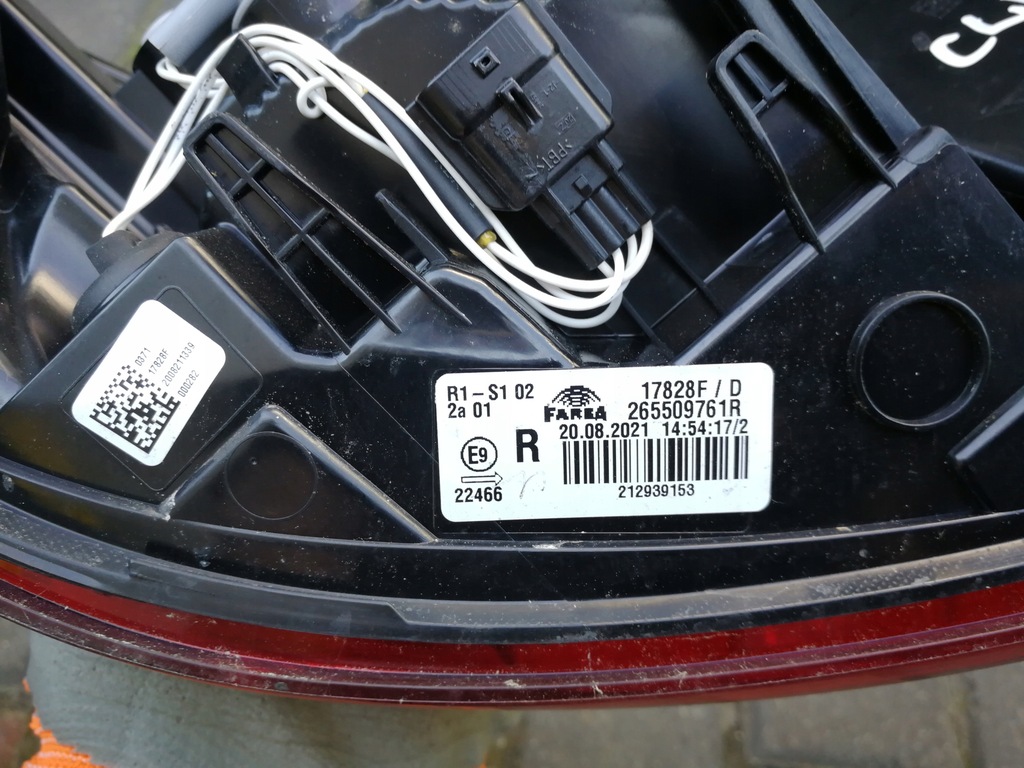 фото №5, Лампа задняя правая renault clio v