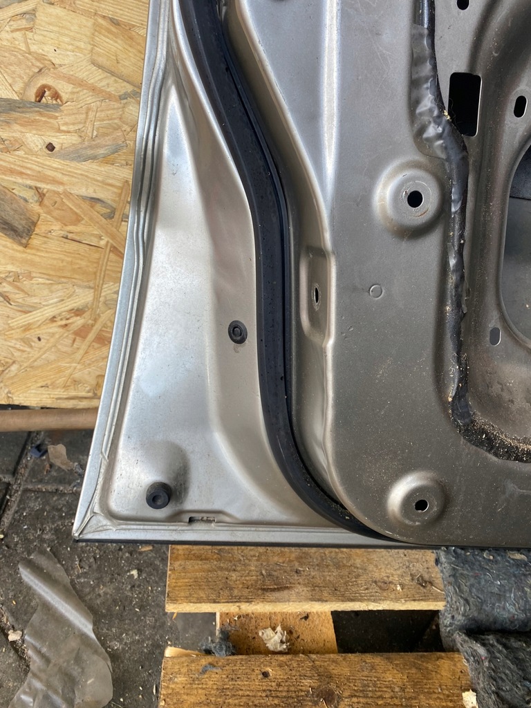 фото №9, Дверь левая передние mitsubishi pajero iii 5d стекло молдинг