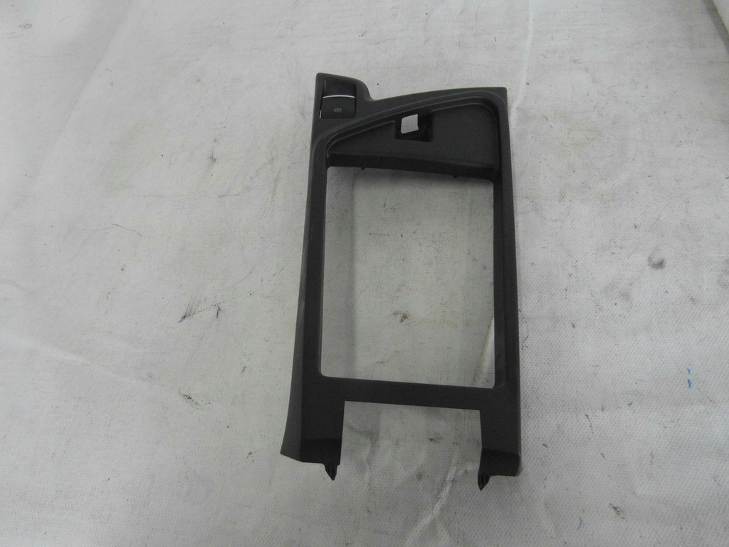 фото №1, Alfa romeo stelvio тунель середній рамка