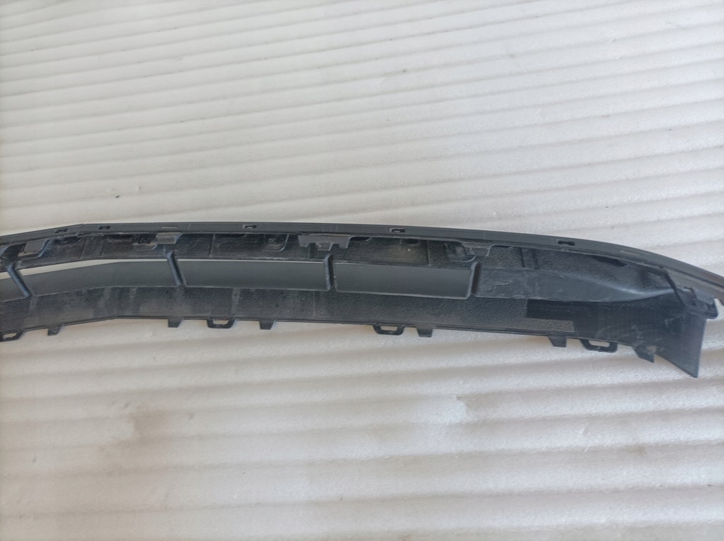 фото №11, Молдинг спойлер решётка бампера mercedes e w213