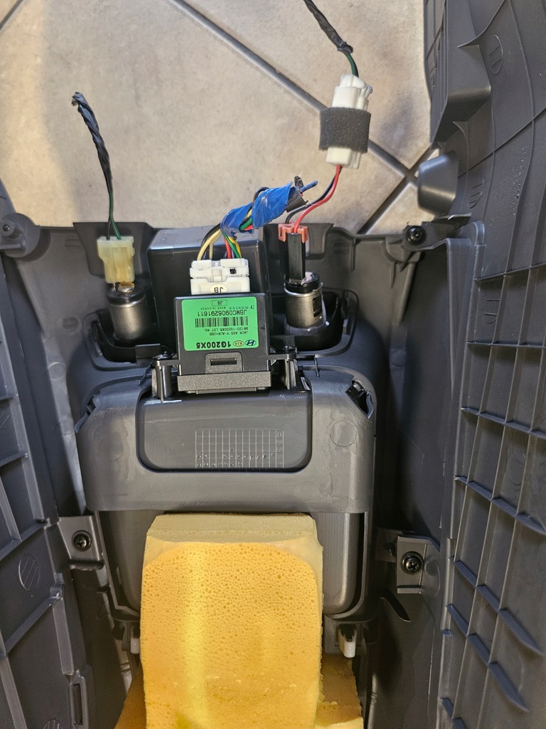 фото №7, Туннель средний kia rio ii 09' sedan