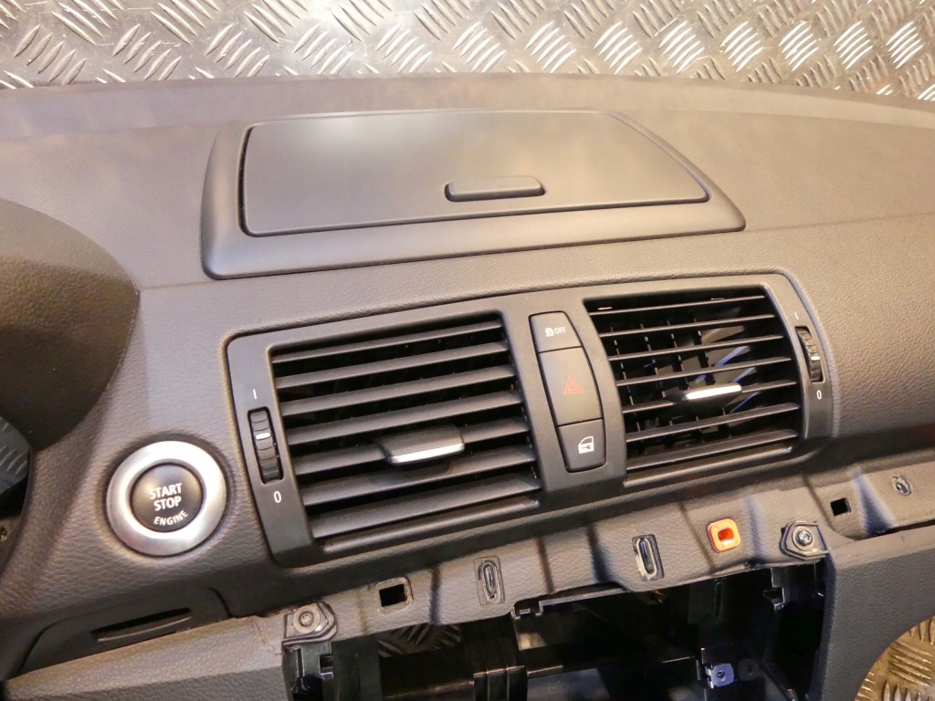 фото №12, Bmw e81 e82 e87 e88 панель приладів приладова консоль подушка безпеки пасажир тунель org!