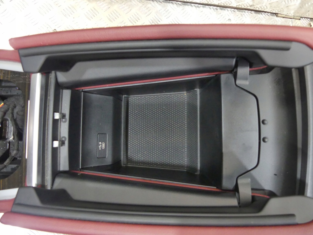 фото №9, Bmw x6 g06 sport оббивка сидіння підігрів заднє сидіння обшивки тунель