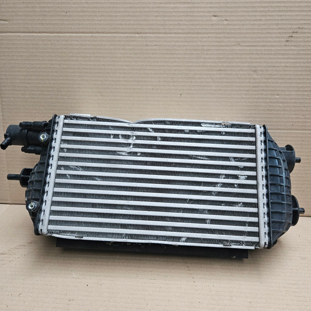 Интеркулер tucson iv 4 1.6 t-gdi hybrid 28270-2m400 282702m400 20- в Украине