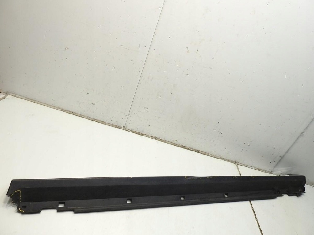 фото №10, Молдинг накладка порог правая 61k subaru impreza iii gh