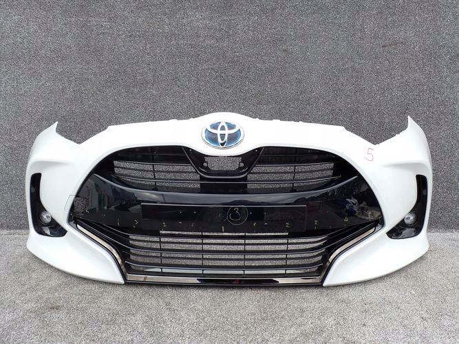 фото №1, Toyota yaris iv бампер передний перед