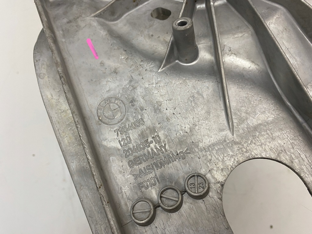 фото №5, Bmw ix20 i20 правый чашка усилитель перед четверть 7954056