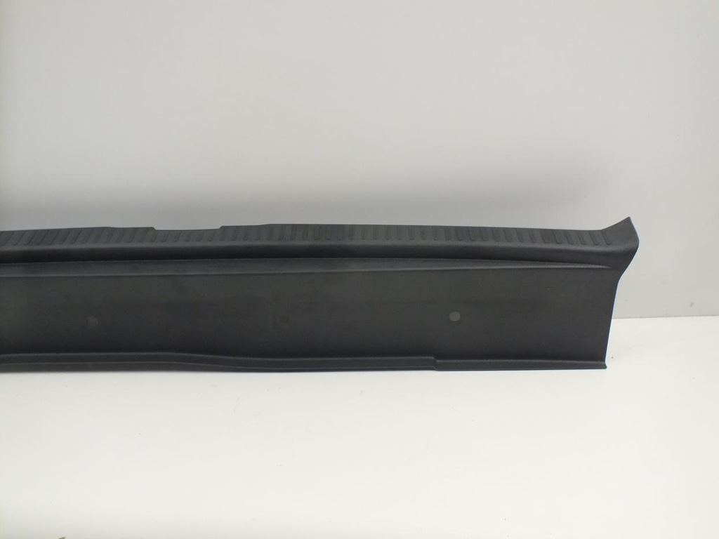 фото №9, Renault clio iv накладка бампера задняя kombi