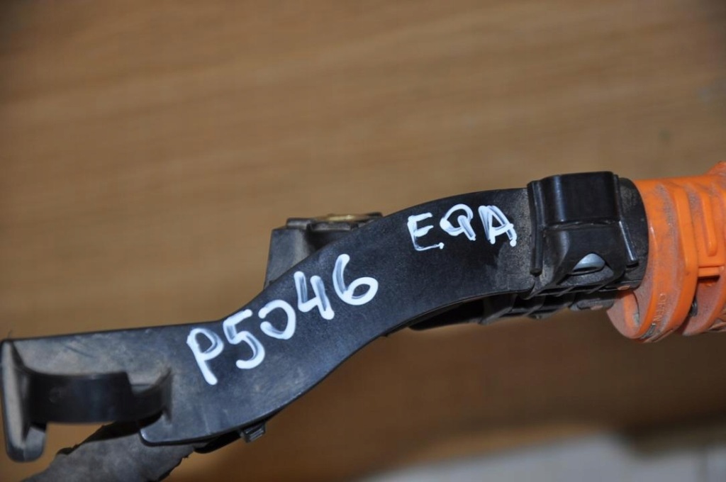 Джгут трубопровід mercedes-benz eqa 2021 a2435403713 Київ