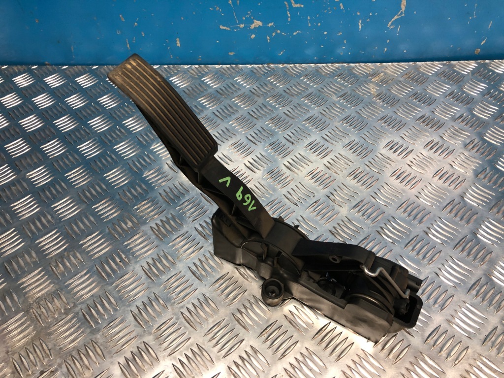 Mercedes w169 педаль потенциометр газа a1693000304 Киев