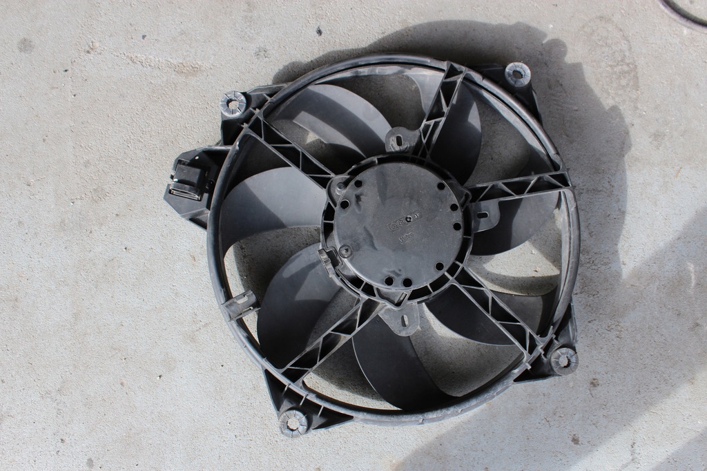 фото №1, Renault grand scenic iii 1.4 вентилятор радиатора