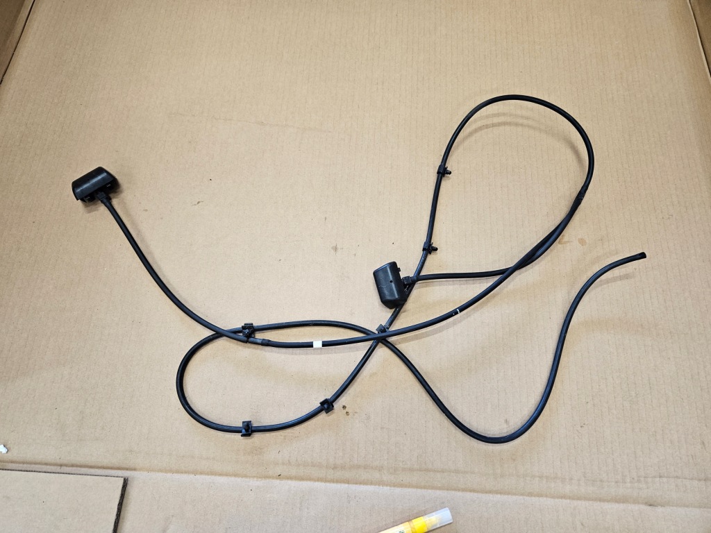 фото №1, Opel corsa f 2021 - форсунки омывателя ,комплект