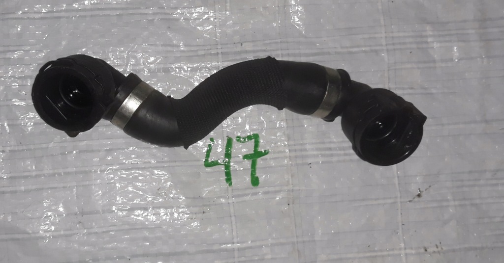 Купить Bmw g30 g31 труба пабтрубок  шланг воды 8573382