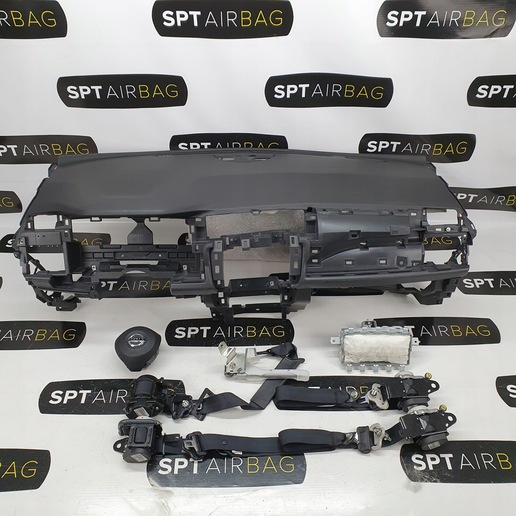 фото №1, Leaf 2 приборная панель консоль подушки безопасности ремни подушка безопасности