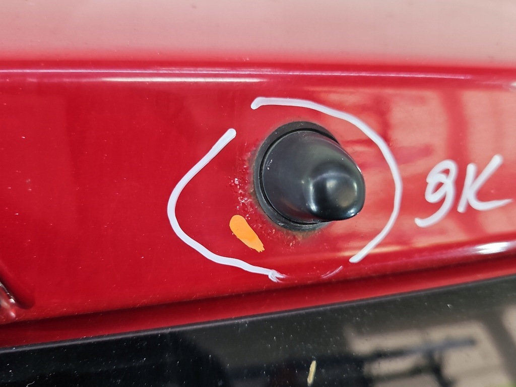 фото №12, Крышка багажника багажника стекло задняя mazda premacy красный a3e