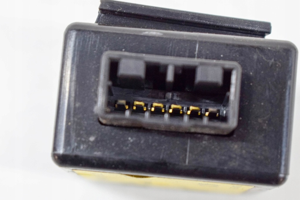 фото №5, Opel vauxhall antara l07 блок управляющий дворник задний стекло ecu 9