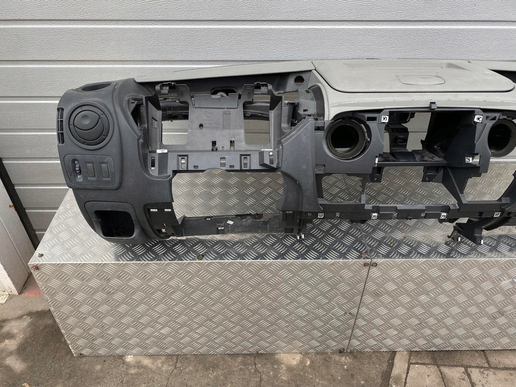 фото №5, Renault master iii консоль панель приладів