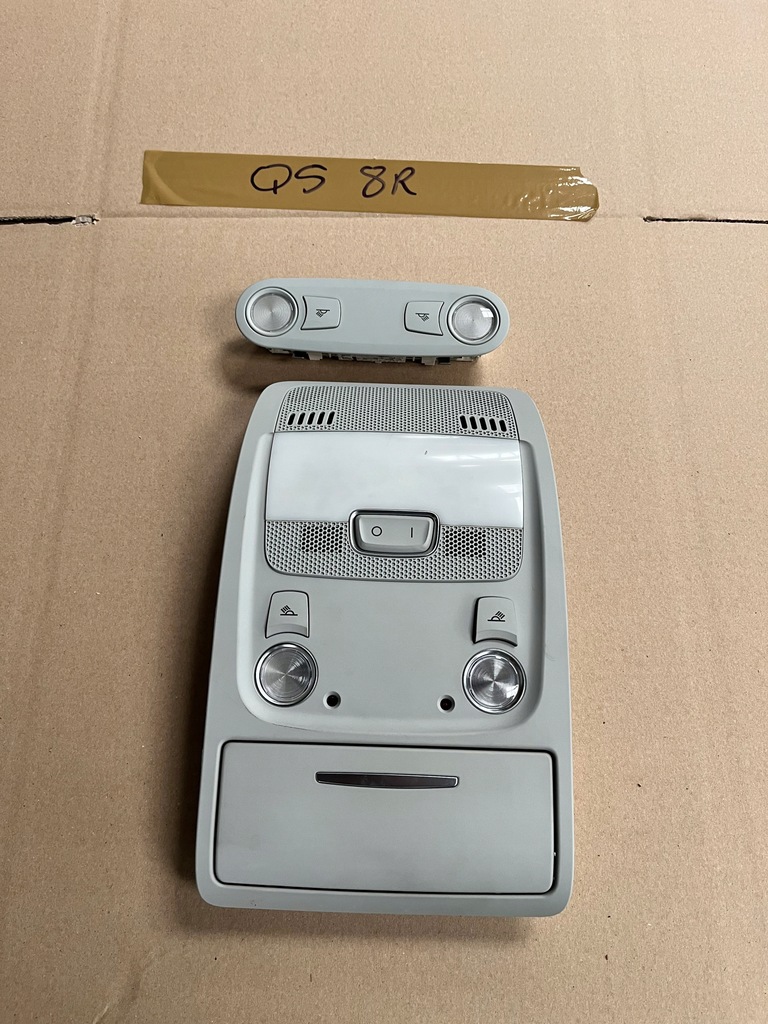 фото №1, Audi q5 8r лампа потолочный