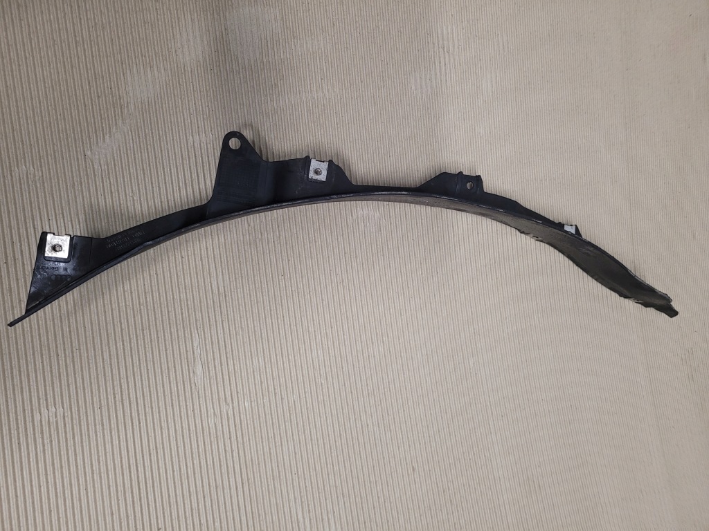 фото №1, Audi q8 спойлер подкрылок rh/lh