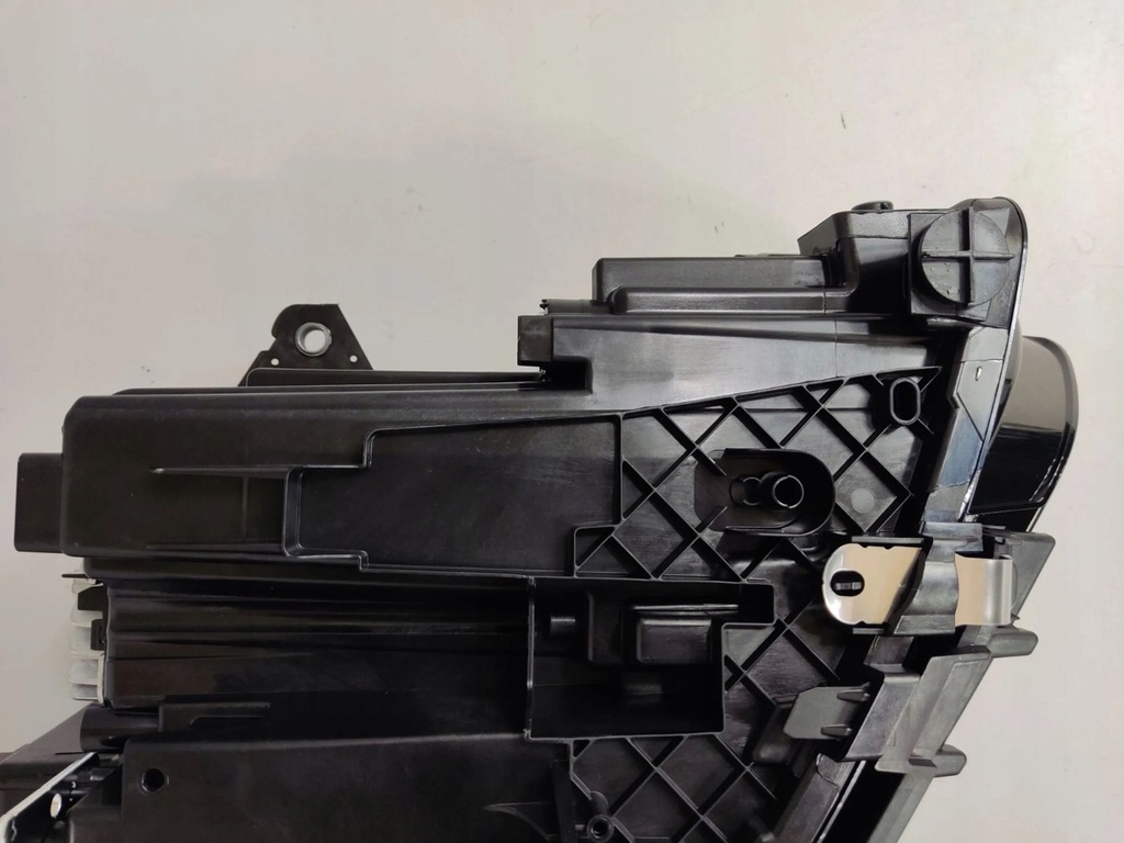 фото №11, Bmw x1 u11 2024 лампы передние