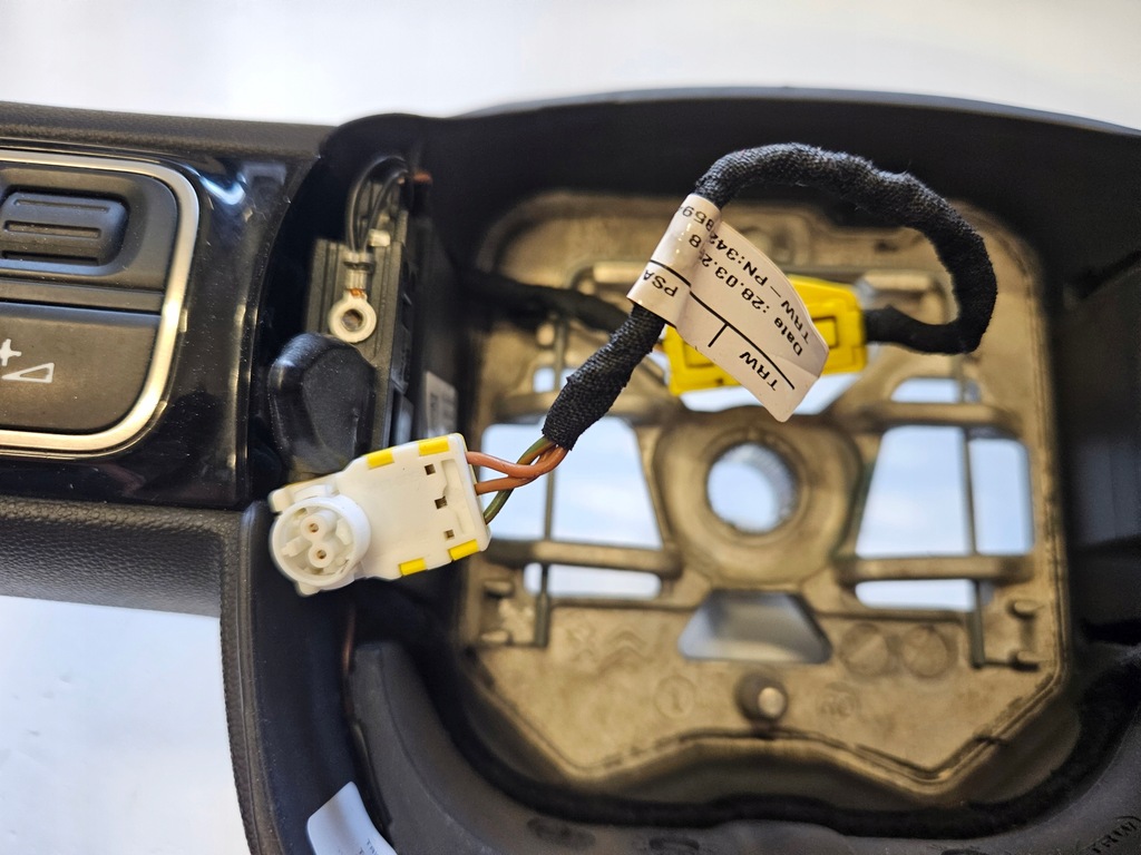 фото №9, Citroen c3 iii 98164325zd воздуховод