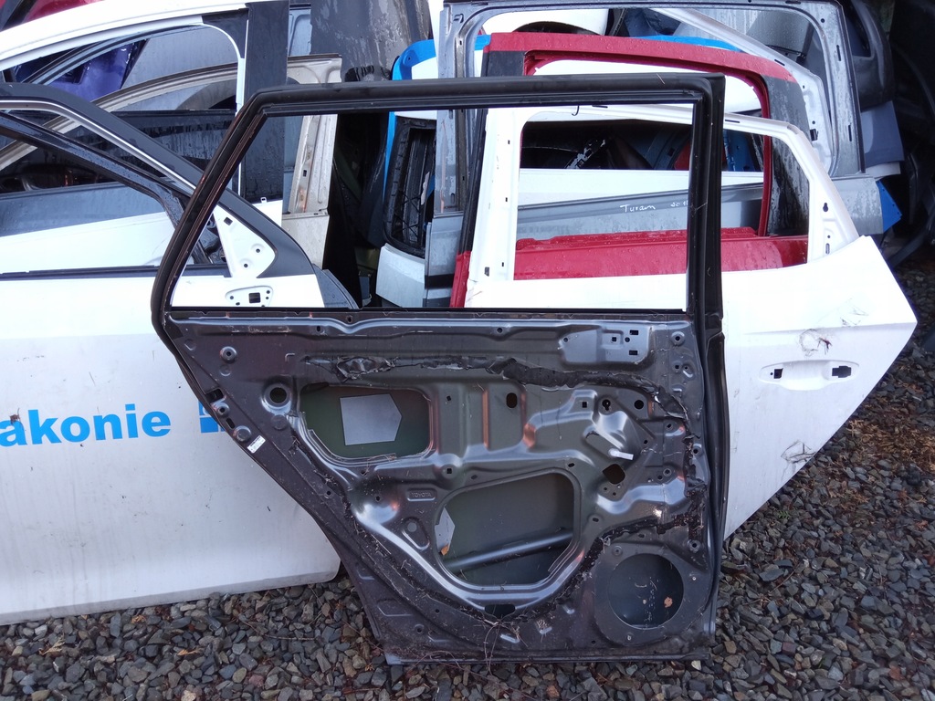 фото №2, Двері задня toyota avensis
