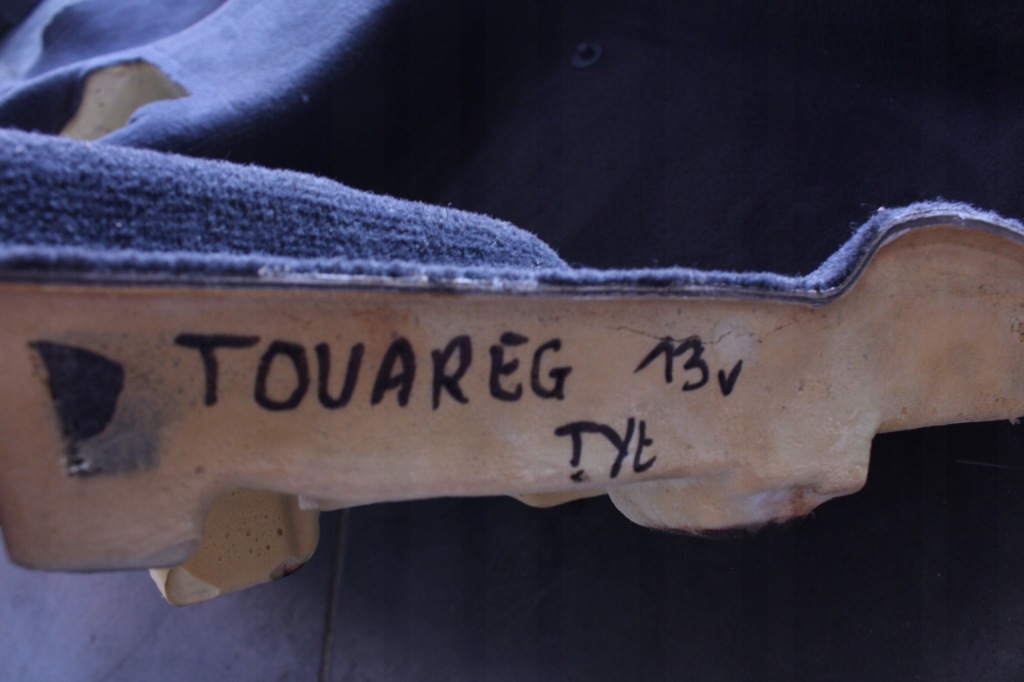 фото №6, Підлога vw touareg 7p5 13r.