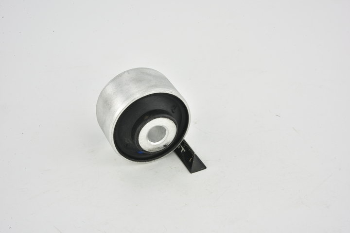 фото №15, Втулка важеля верхнього перед febest adab-012