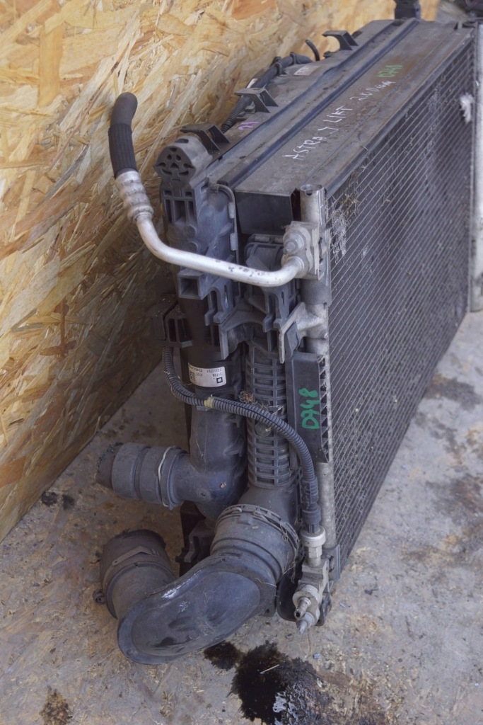 Opel astra j рестайлинг  2.0d вентилятор радиатор d748 с Разборки