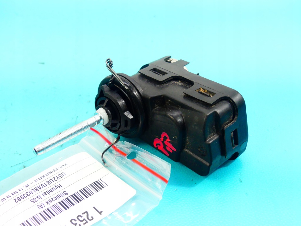 Купить Моторчик регулировки света фара правый  hyundai ix35