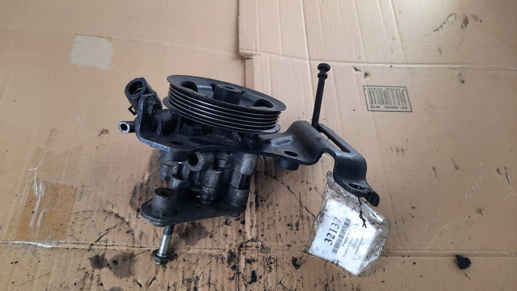 фото №1, Насос усилителя toyota avensis 2.0d 05r