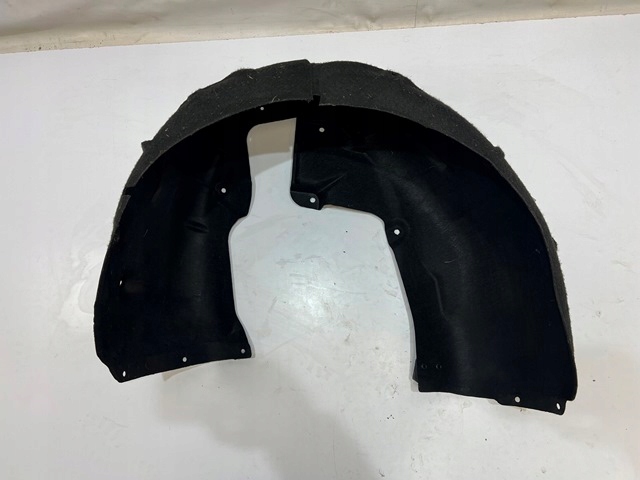 фото №1, Tesla model 3 подкрылок правое задняя задние