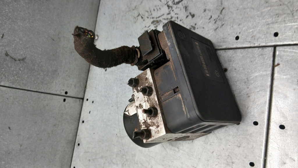 Насос abs seat leon 1 1.9td 99-05r 1j0614117g Оригинал