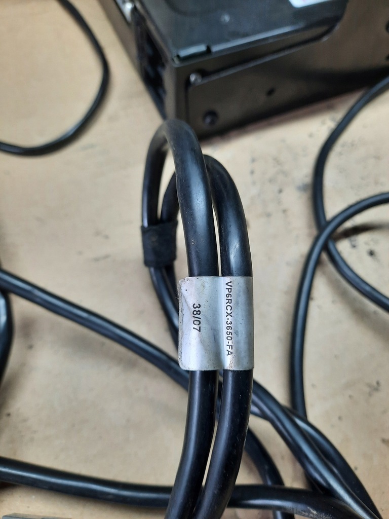 фото №9, Підголівники зчитувач dvd espace iv lift 7711421418