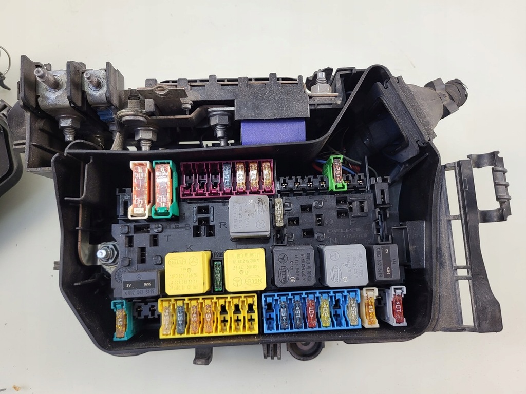 фото №10, Mercedes cla c117 w117 x117 2.2 cdi коробка предохранителей с корпус модуль