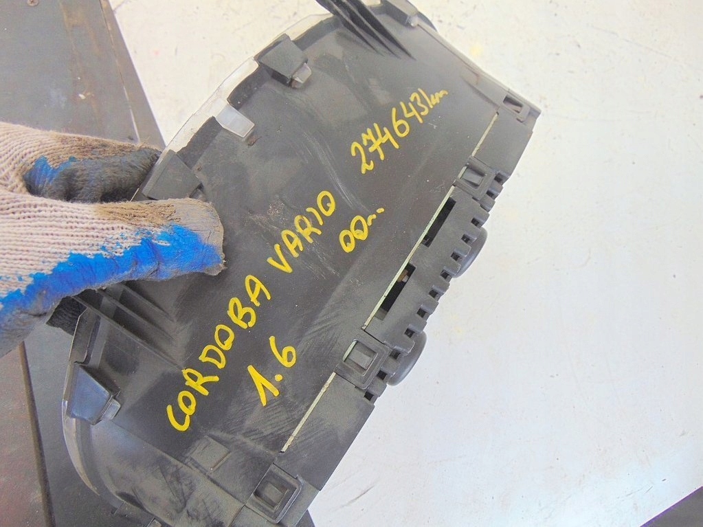 фото №6, Seat cordoba vario 1.6 00r счетчик приборы 274643km