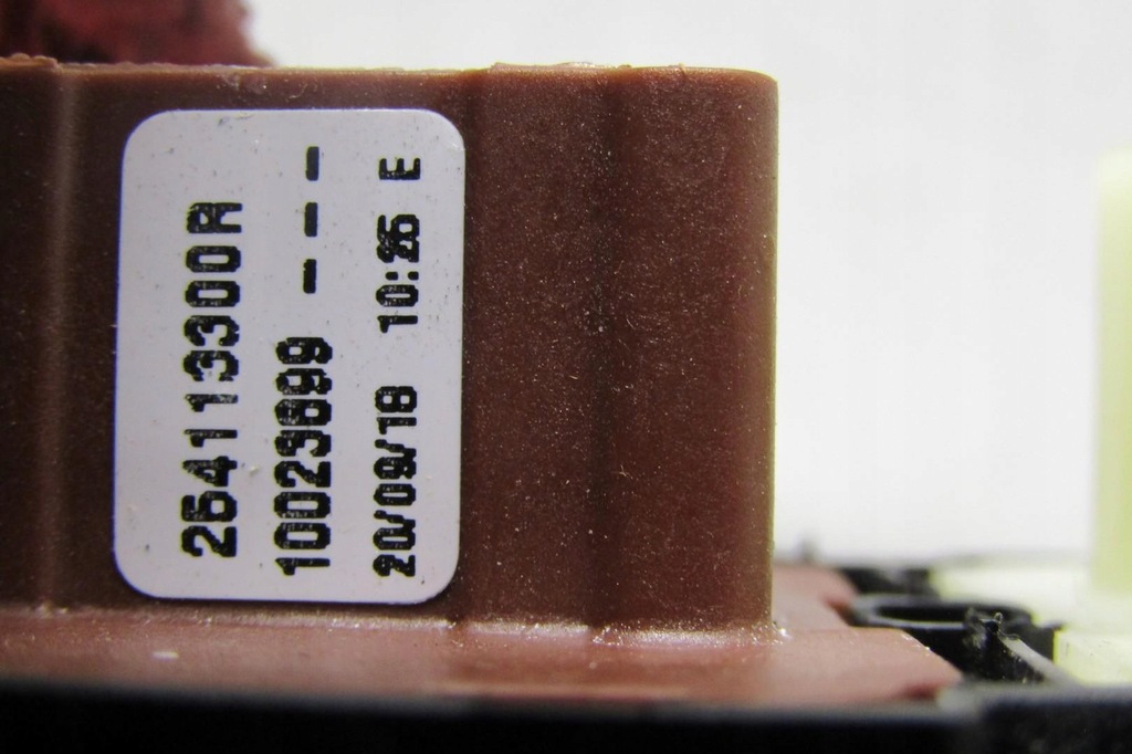 фото №6, Панель кнопка вікон dacia duster ii 254117915r