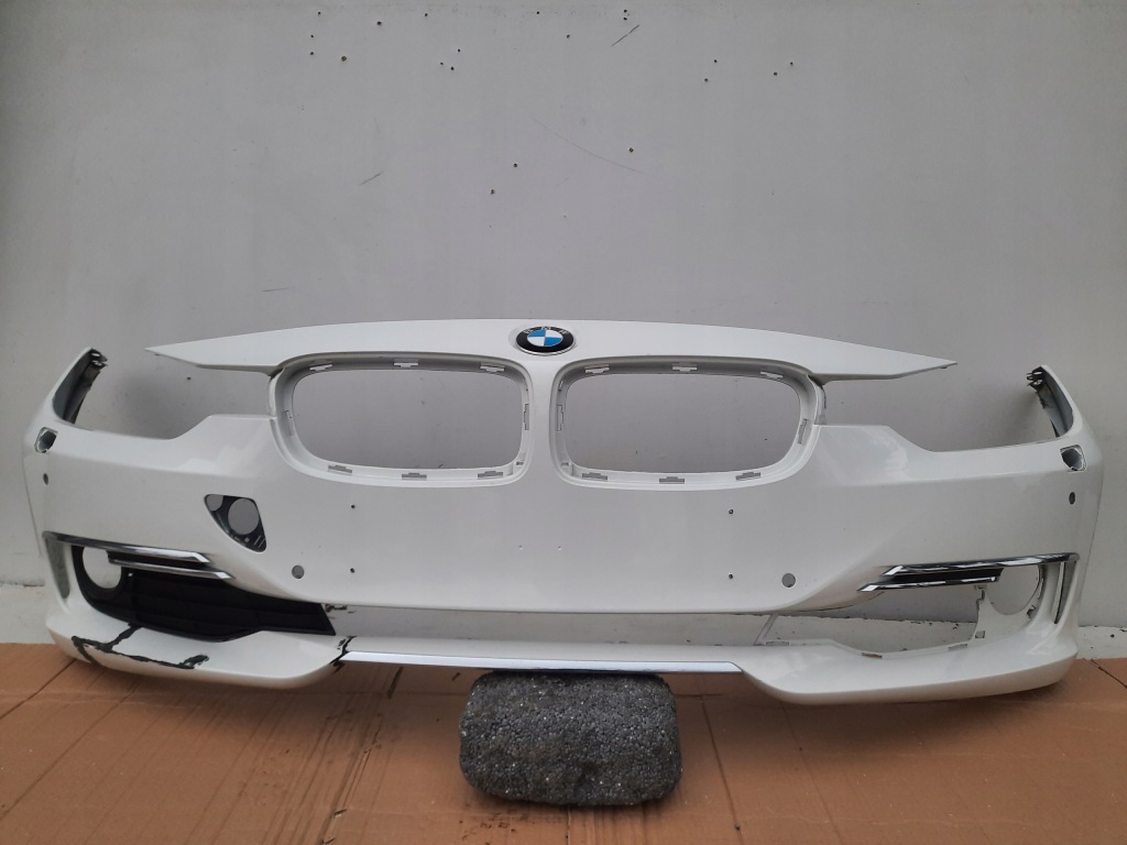 фото №1, Bmw 3 f30 f31 luxure line бампер передній решітка